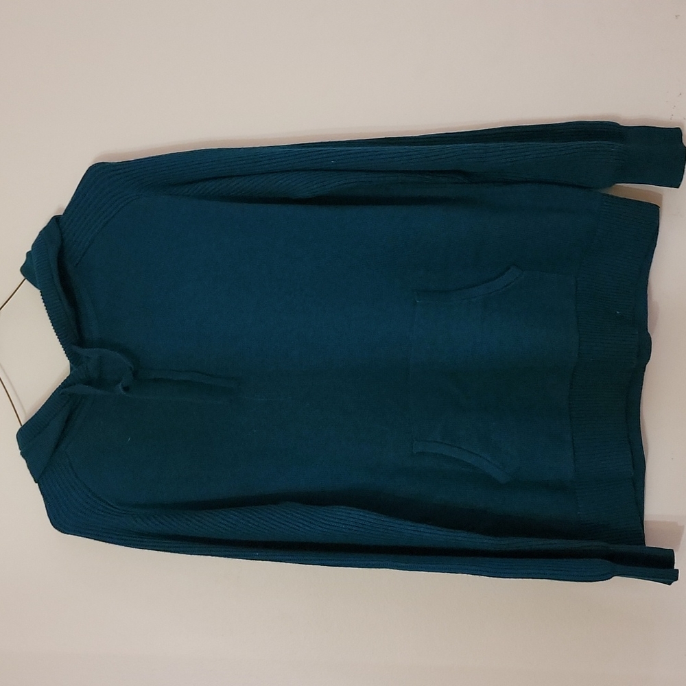 Sweater hoodie